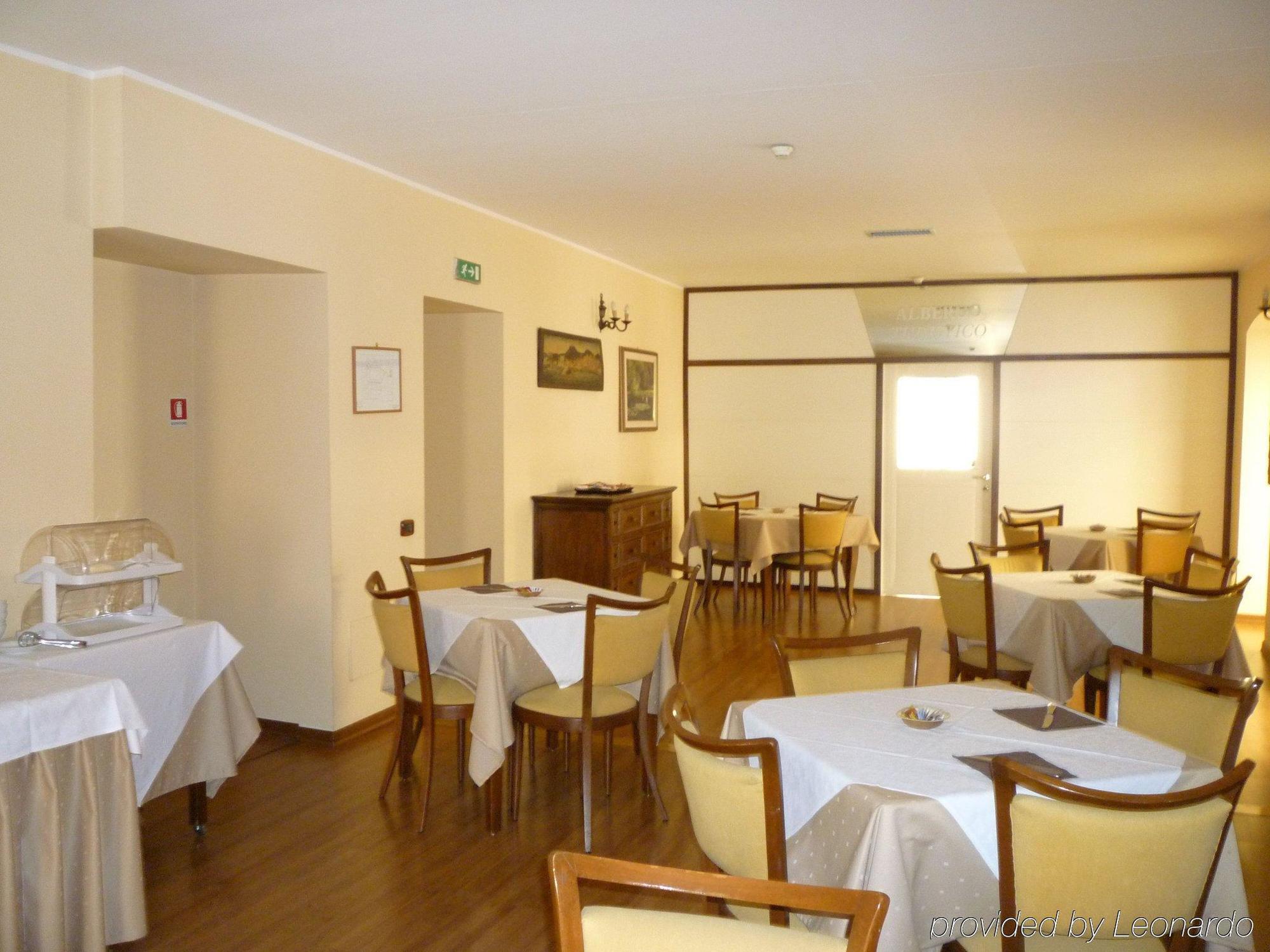 Hotel Sebino Sarnico Restoran gambar