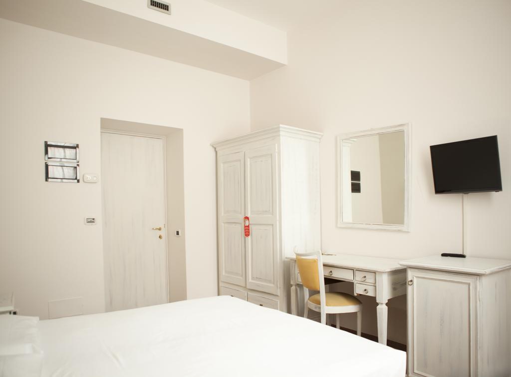 Hotel Sebino Sarnico Luaran gambar