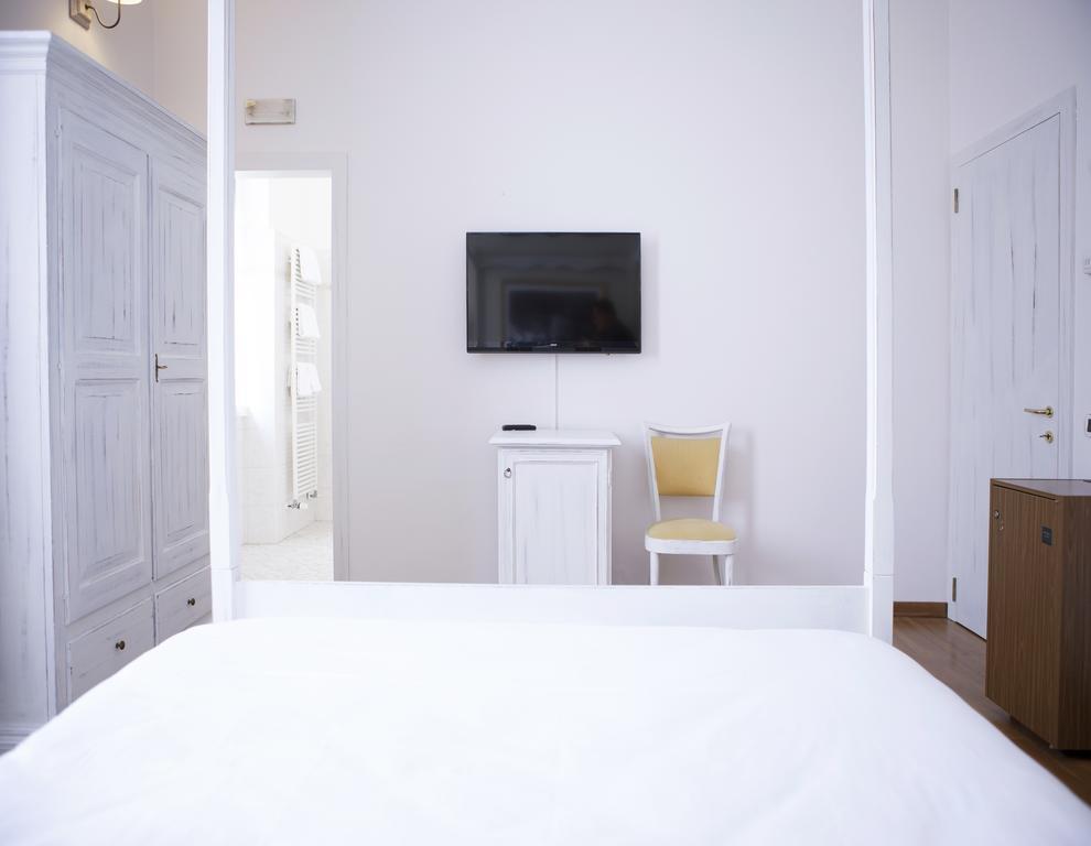 Hotel Sebino Sarnico Luaran gambar