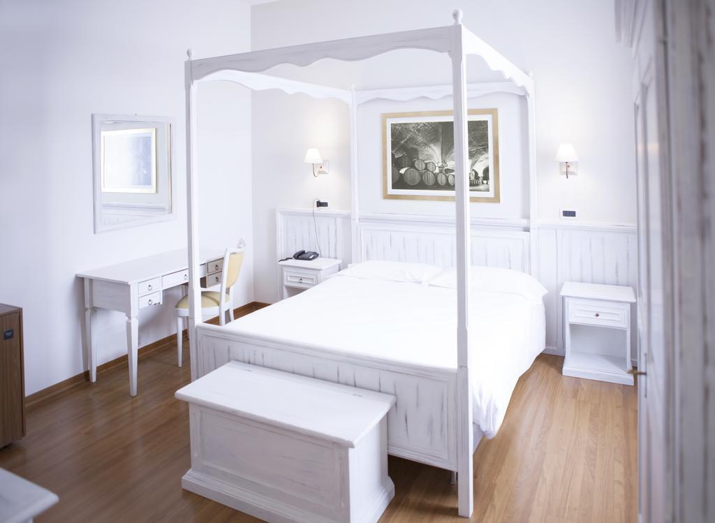 Hotel Sebino Sarnico Luaran gambar