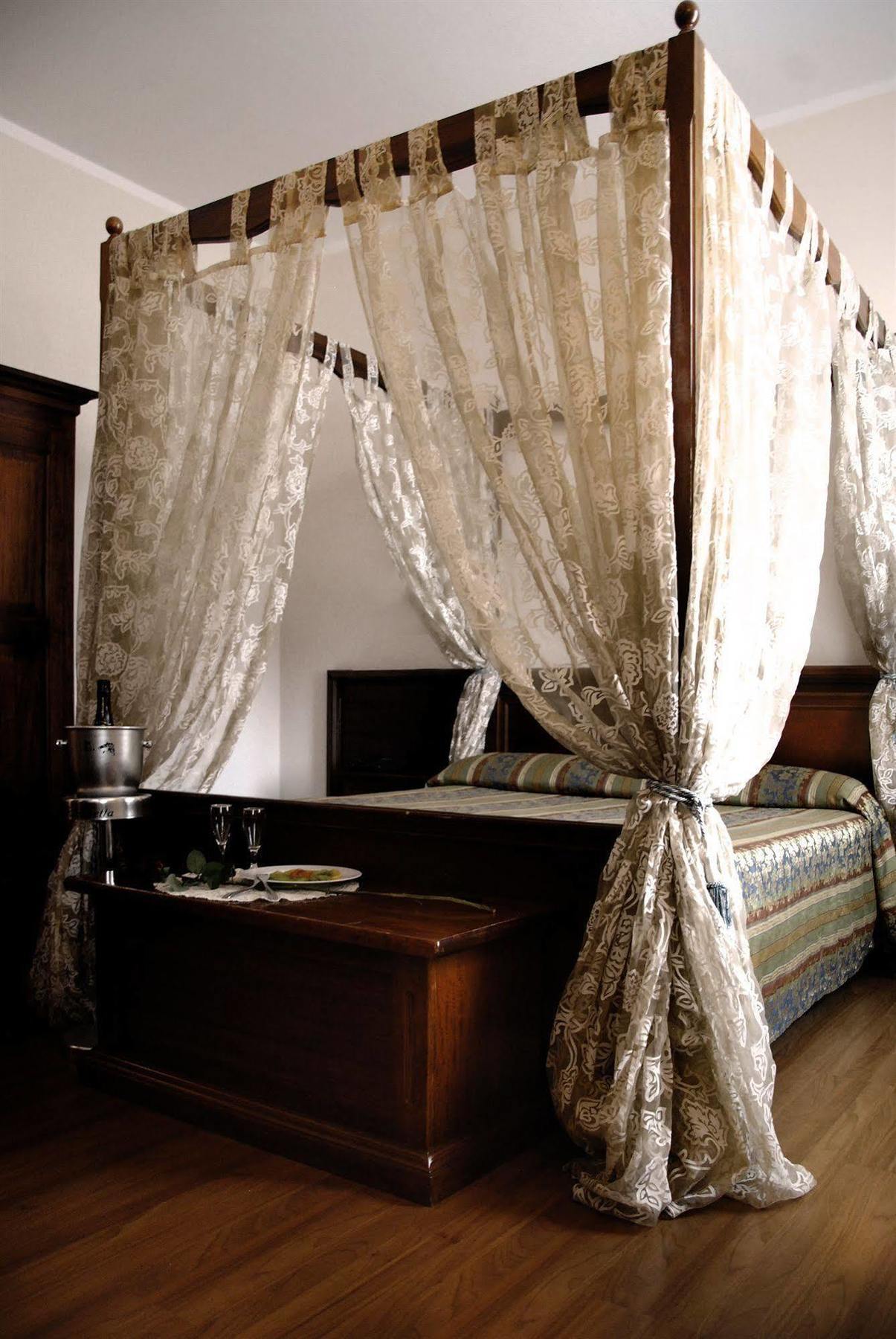 Hotel Sebino Sarnico Luaran gambar